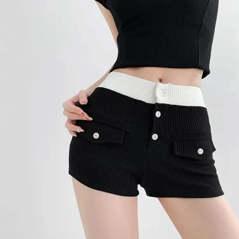 Pantaloncini in maglia Pure Y2k Donna Estate Sexy Colore a contrasto Vita bassa Tasca con bottoni Pantaloni corti Dolce Slim Fit Streetwear