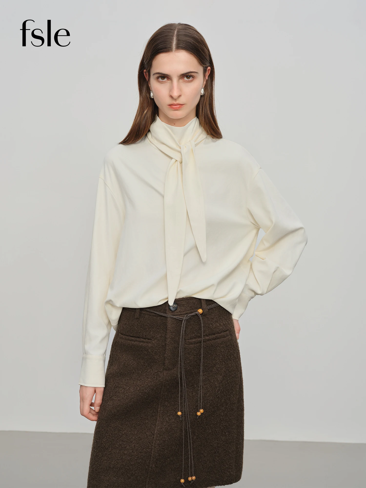 

FSLE【Premium Series】Women's 2025 Autumn and Winter New Style Pullover Shirt with Ribbon Top Beige Hollow Out Irregular Design