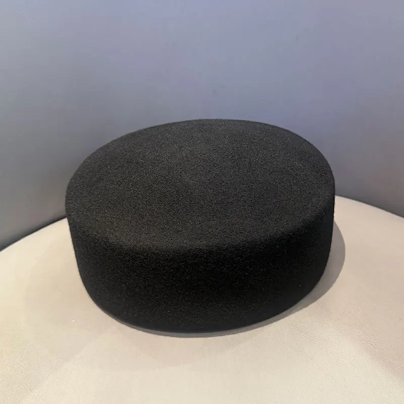 Weiß Schwarz Khaki Fedora Hut Winter Warm Klassische Baskenmütze Fascinator Hüte Hochzeit Party Pillbox Stewardess Kirche Hut Frauen Elegant – Detail 7