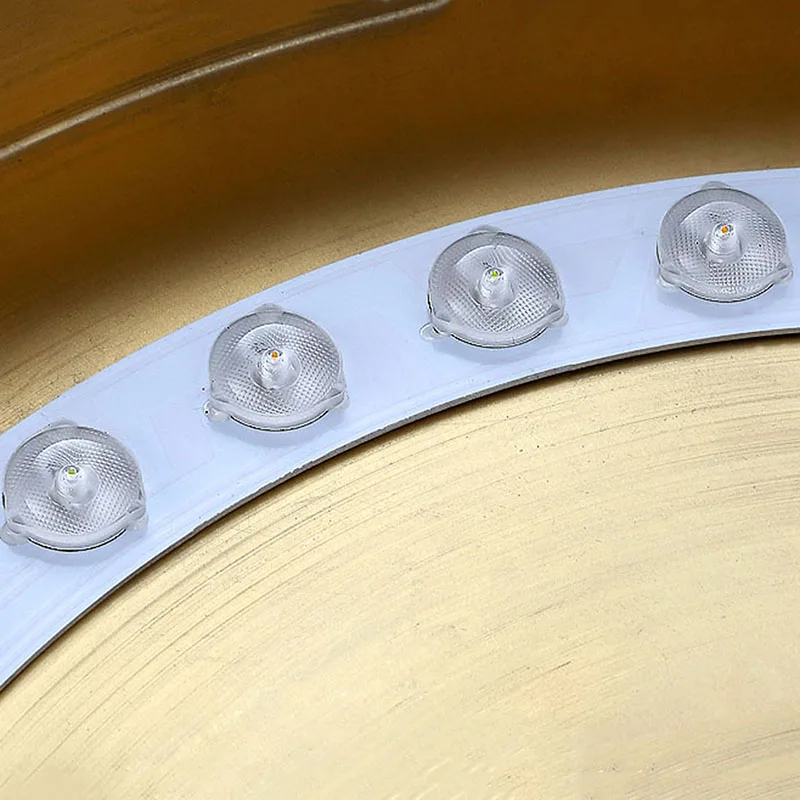 الذهب الأمريكي الرجعية جولة ديكور المنزل مصباح النمط الأوروبي الفاخر غرفة المعيشة غرفة الطعام الأسود LED النحاس أضواء السقف الفن