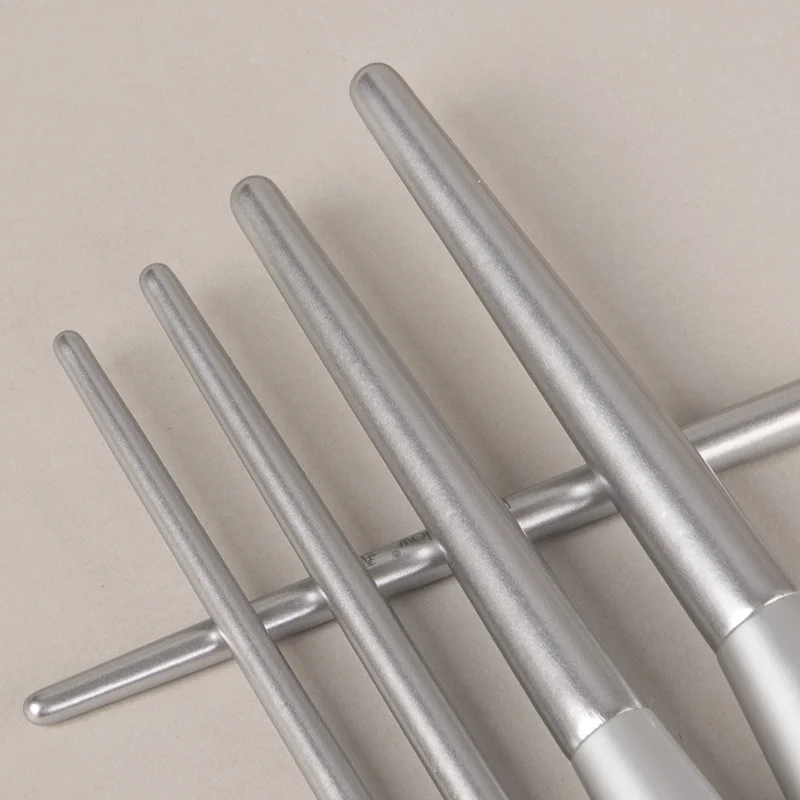 8 ชิ้น Pony Hair ชุดแปรงแต่งหน้าสําหรับผู้เริ่มต้น Professional ขนแปรงนุ่มพร้อมแปรงผสมอายแชโดว์กระเป๋าเก็บเครื่องสําอาง