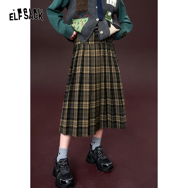 ELFSACK Korean Fashion Checkered Pleated Skirt Woman 2023 Winter New Academic Style Skirt