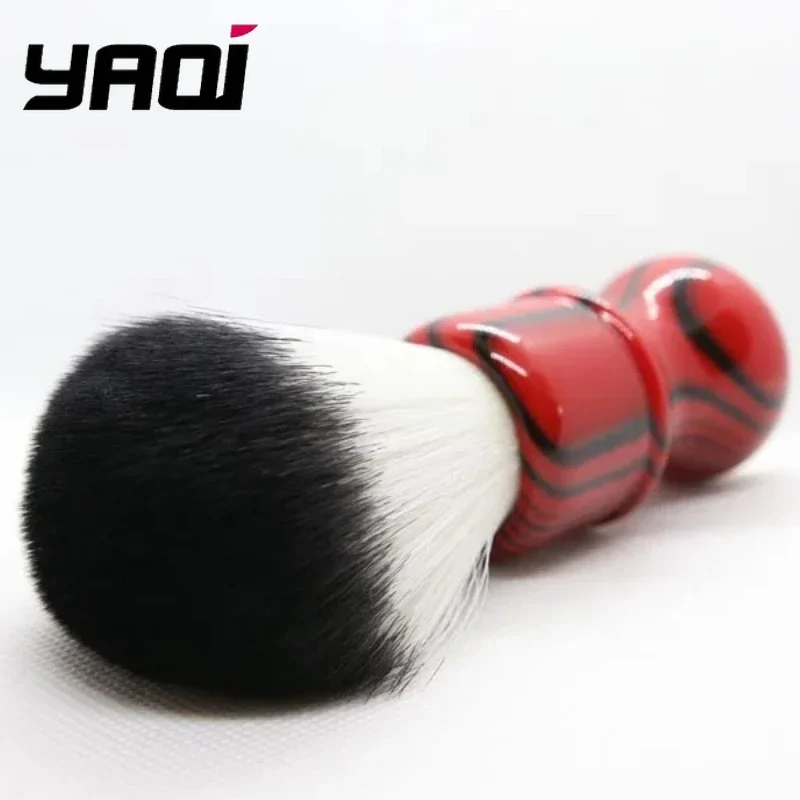 YAQi Evil Zebra 26mm فرشاة حلاقة الشعر الاصطناعية للرجال مقبض أسود وأحمر للرجال أساسية للتهيأ