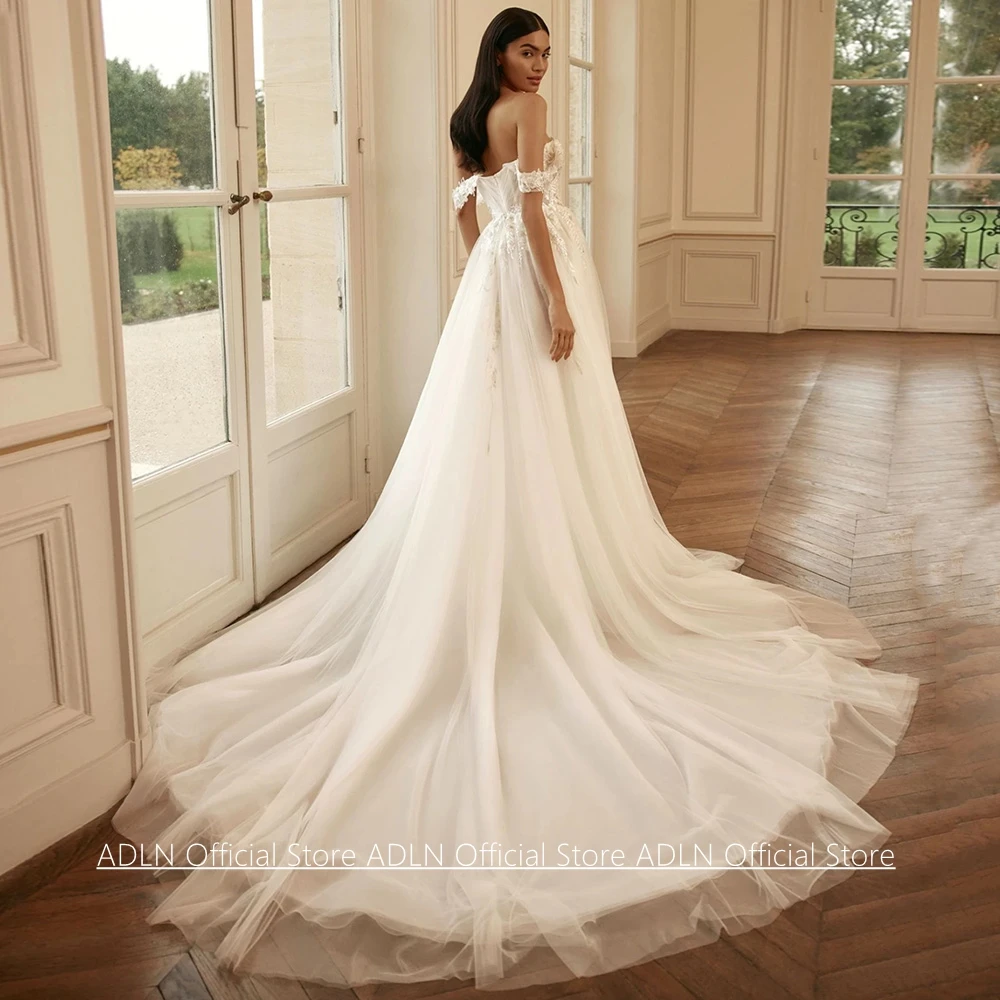 Customized Wedding Dress Classic Sweetheart Off The Shoulder Beading Sequined Pleated Court Train A Line Bridal Gown