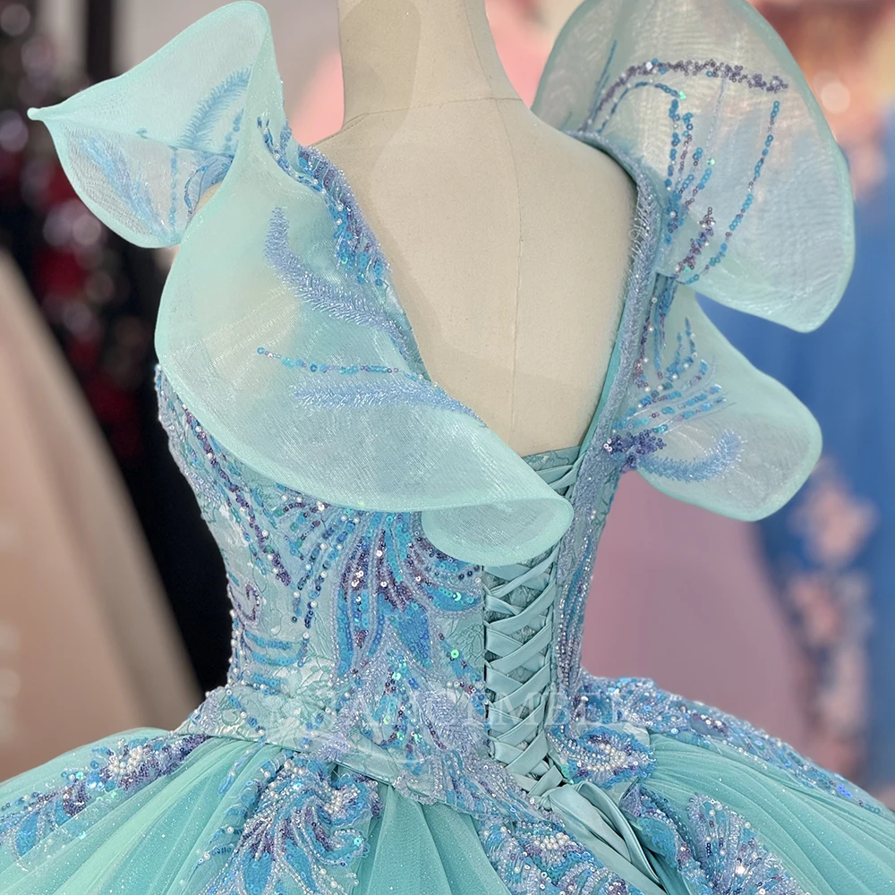 Customized Shiny Green Quinceanera Dress Lace Up Back Ball Gown Sleeveless Sequins V-neck Beading Sweet 16 Vestidos De 15 Anos