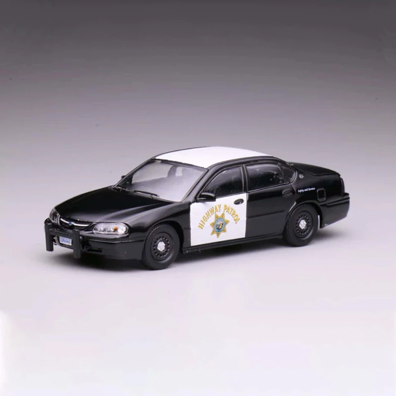 596 1:64 Scale 2005 Impala CHP Simulation Alloy Car Model Static Display Collectible Toy Gift Souvenir Decoration