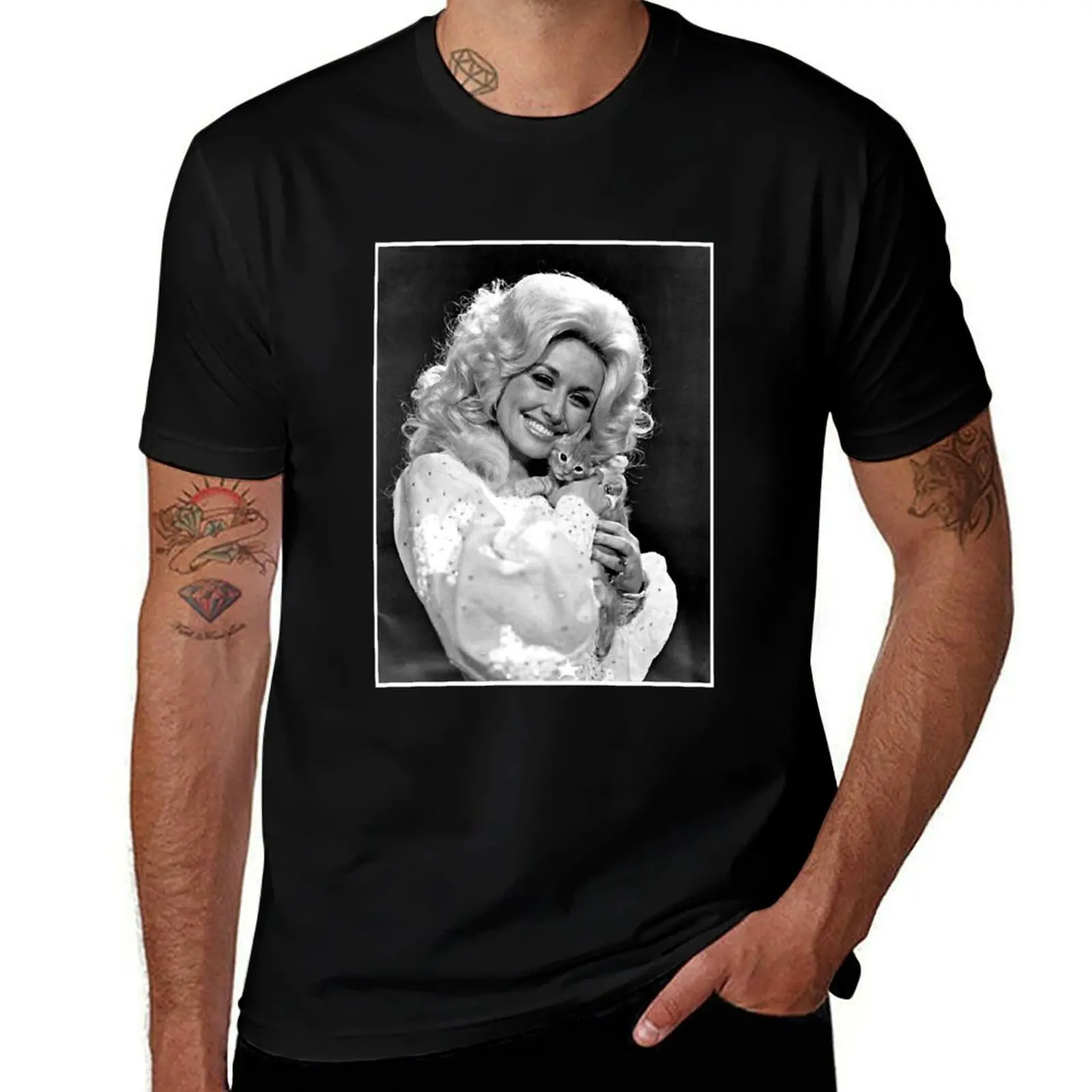 

Retro Dolly Parton Country Music Men Women Gift T-Shirt t shirts for man graphic tees man t shirt heavy cotton T-Shirt