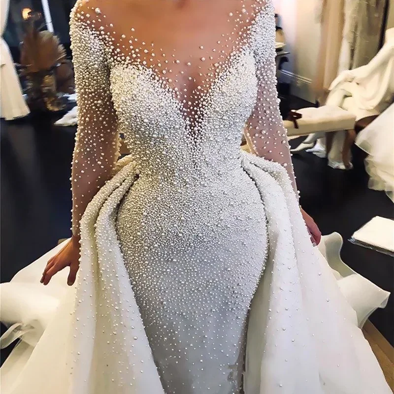 

Customized New Style Fresh Looking Heavy Beaded Long Sleeve Wedding Dresses Dubai Gowns With Detachable Tail