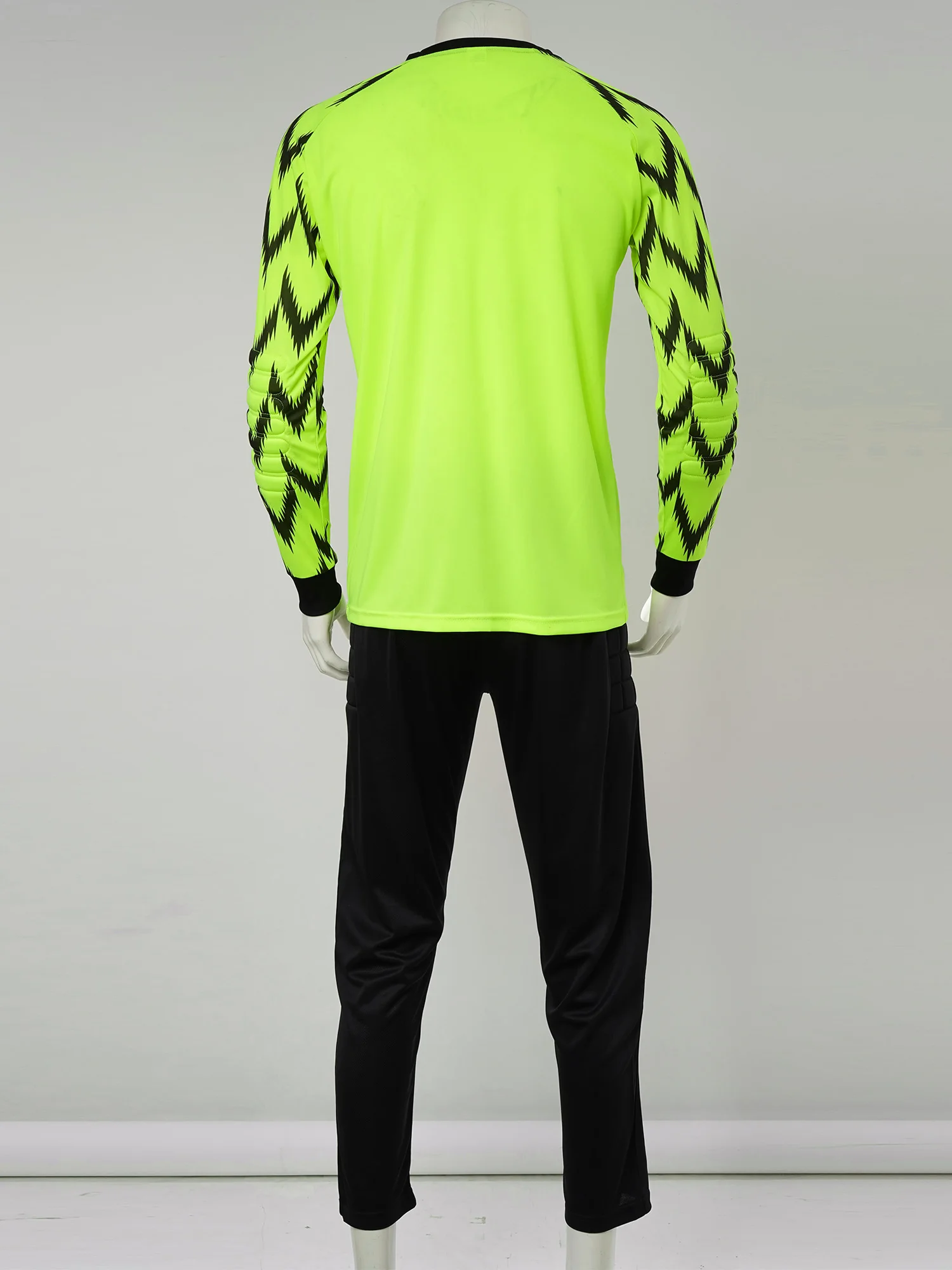 Kids Boys Soccer Goalkeeper Clothes Goalie Sport Suit Football Training Uniform Long Sleeve Protective Padded T-shirt with Pants