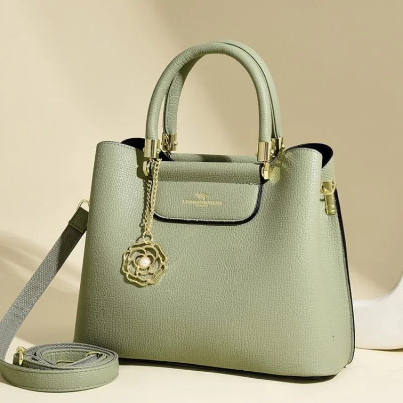 

High-End Women's Tote Bag Made Of Premium Leather Featuring Trendy Paris Vintage Daily Style​