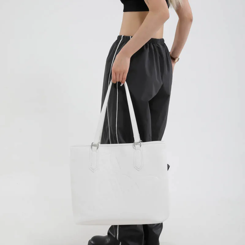 

Women Luxury Leather Classic Crossbody Bag Fashion Designer Shoulder Tote Handbag For Everyday Attractive Looks