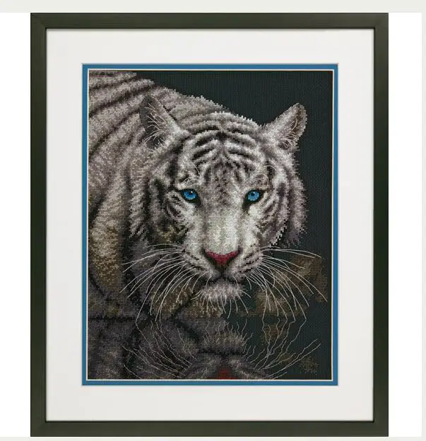 Top Lovely Counted Cross Stitch Kit, Into the Light Tiger, Gaze Staring at Night Dim 70-35289, 35289