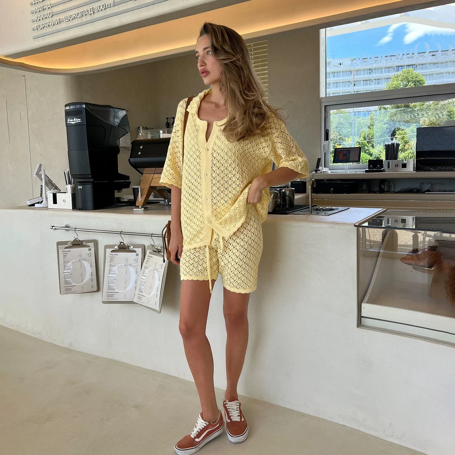 

New Women Knitted Hollow Pants Suit Simple Lapel Short-Sleeved Button-Up Top Drawstring Loose Shorts Breathable Two-Piece Set