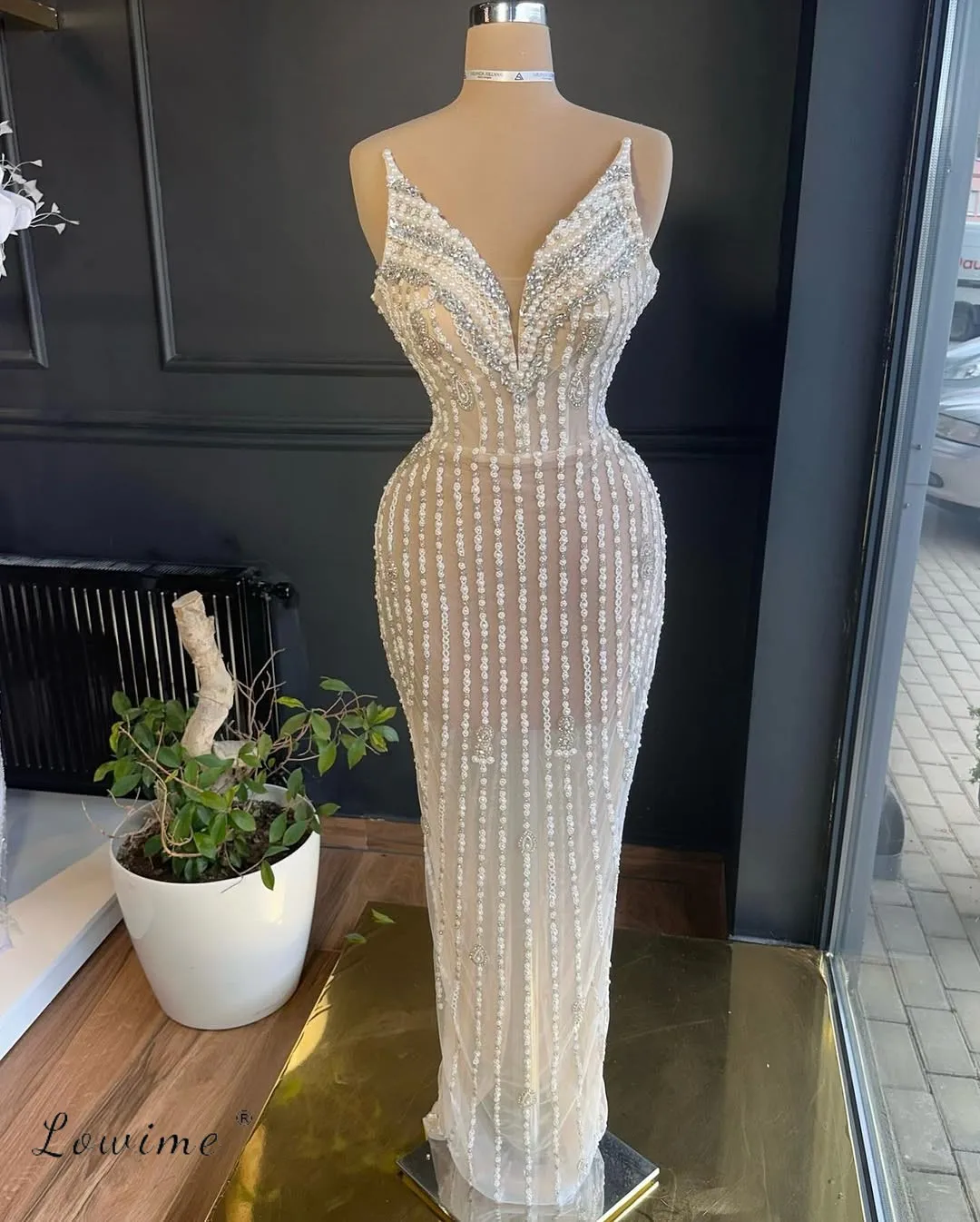 

2025 Custom Handmade Beaded Prom Dress Sexy Evening Dress Charming Tulle A-Line Floor-Length Gown