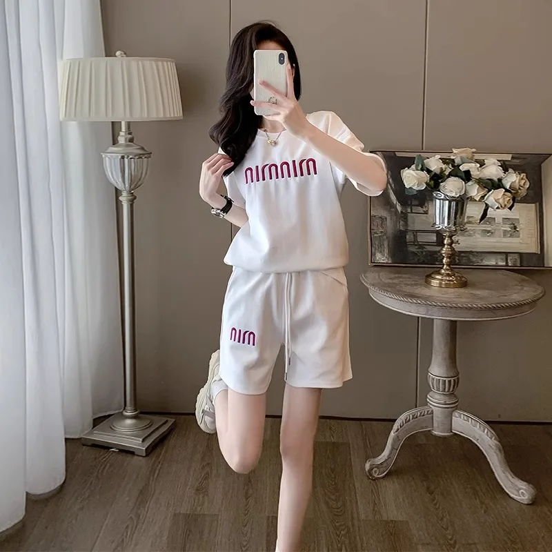 

2024 Summer New White Fashion Casual Sports Set Women's Round Neck Slim T-shirt Shorts Loose Two Piece Set