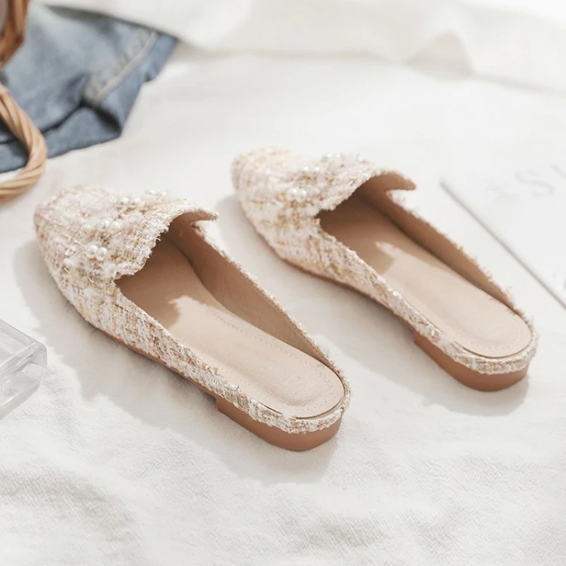 Summer 2024The New Luxury Woman Mules Women Slippers  Fashion Wear Outside Shoes for Women Casual Flat Luxury Women Shoes