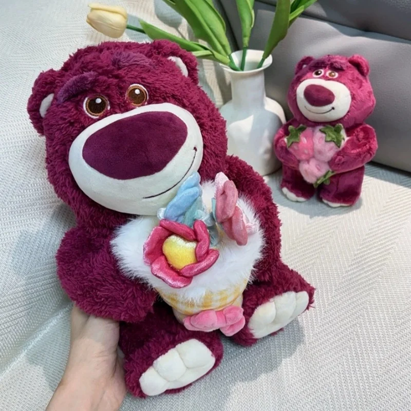 Potdemiel 25cm Lotso Bear Holding Bouquet Plush Doll + Keychain, Strawberry Bear Flower-Holding Stuffed Toy Gift