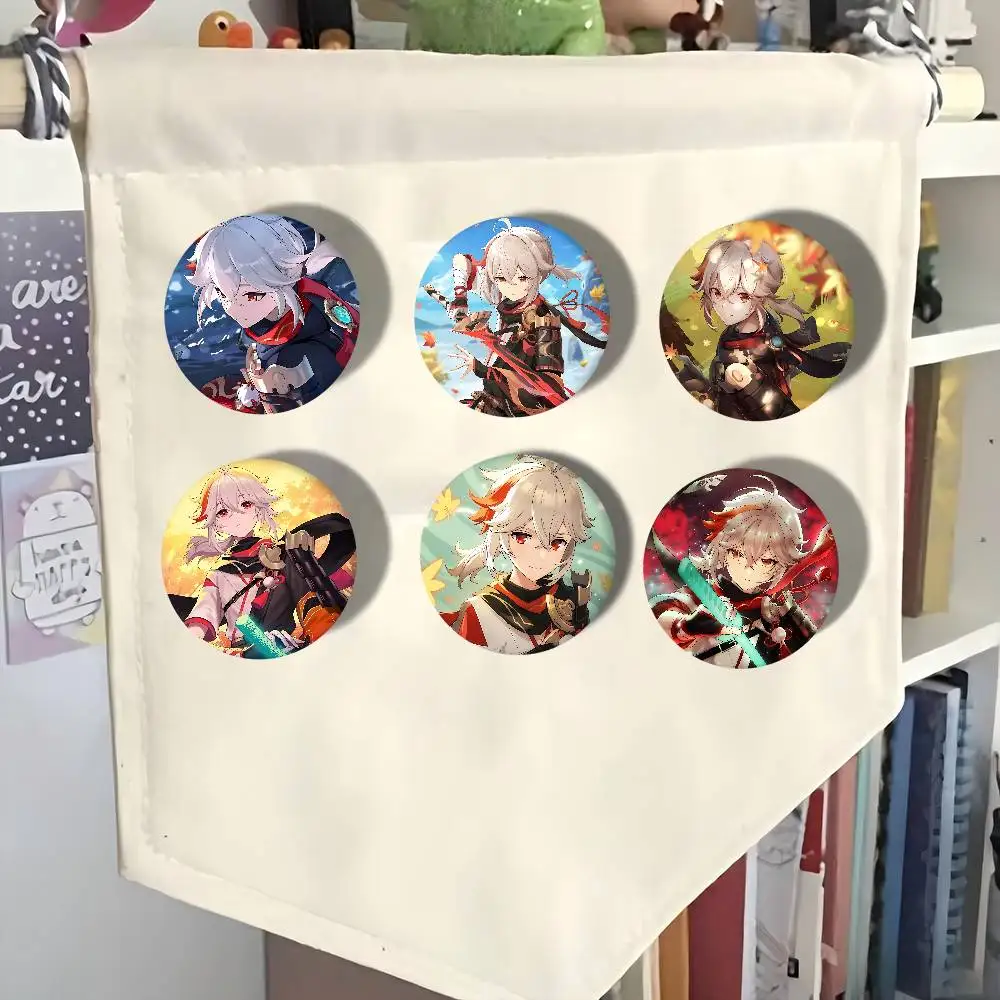 Kaedehara أنيمي Kazuh 32/44/58 مللي متر دبوس يدوي الصنع مستدير مضحك المفاجئة في دبابيس لحقيبة الظهر Cothes اكسسوارات شارة قبعة الديكور #3