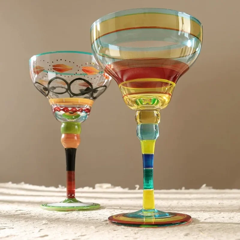 Painted wine glass high value wine glass gift cup creative goblet glass