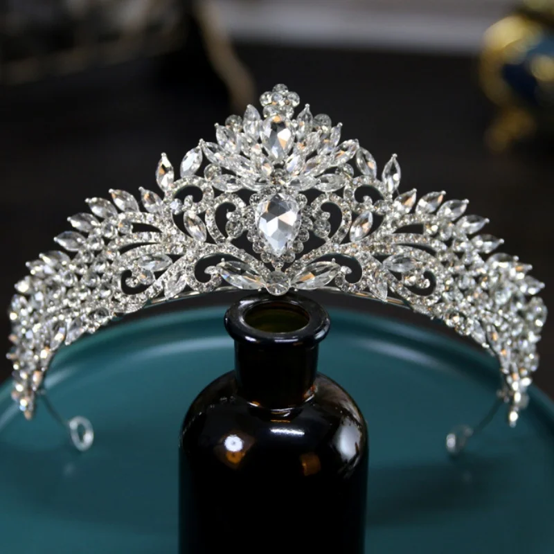 DIEZI-Diadème en cristal pour femmes, couronne de mariée élégante, tenue de sauna, accessoires de robe de cheveux, diadèmes en biscuits, fête d'anniversaire