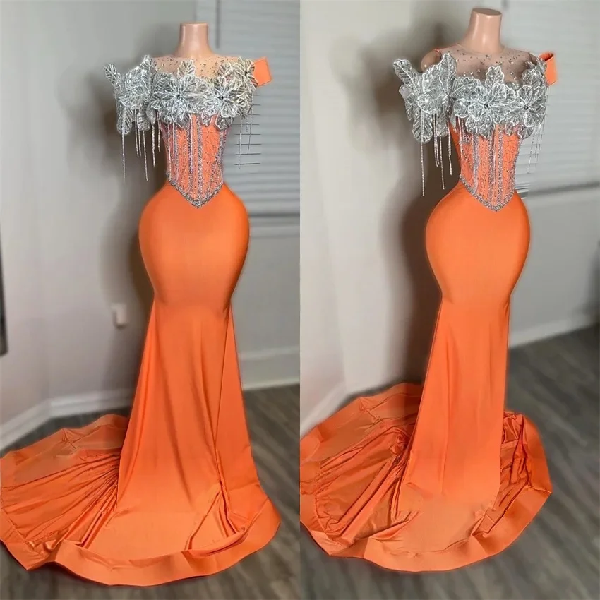 Orangefarbene lange Ballkleider für schwarze Mädchen, schulterfreie, perlenbesetzte amerikanisch-afrikanische Abendkleider, Geburtstagsparty-Robe, individuell gestaltet