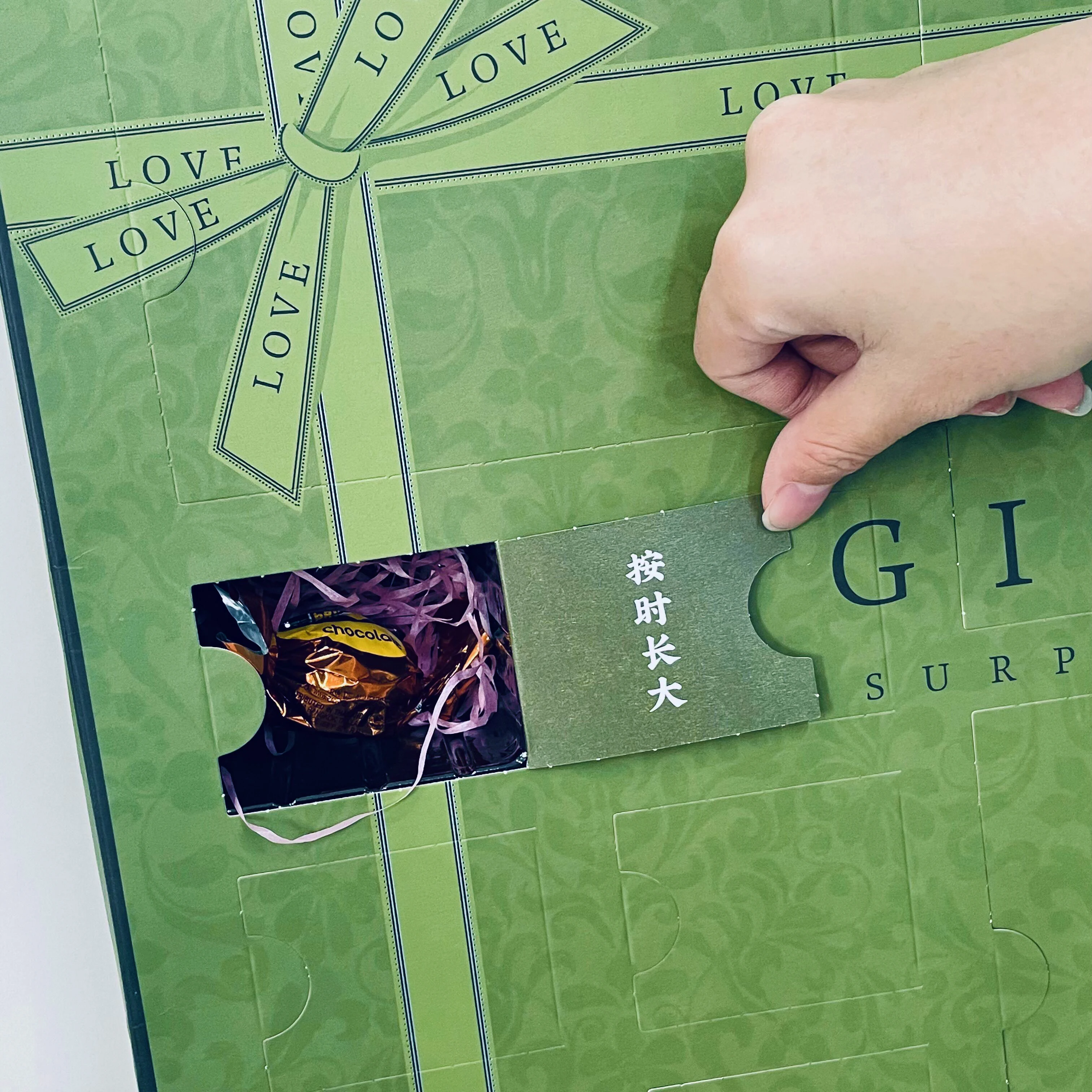 Customization.Countdown Price Christmas Empty Chocolate Promotion Gift Boxes for Packaging Custom Advent Calendar Box