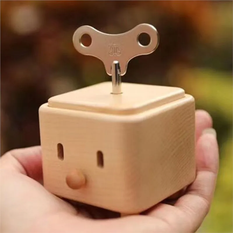 Chinese Style Wooden Smiling Face Shaped Music Box Children's Birthday Gift Music Box Healing Home Decoration Music Box ZF66