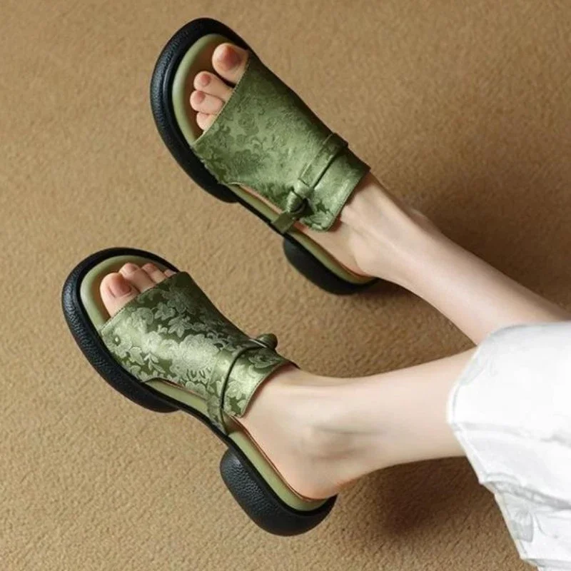 Summer Women Slippers Cute low heels Casual Flats Shoes Woman 2024 Sandals Fashion New Slip On Ladies Daily Chaussure Femme New