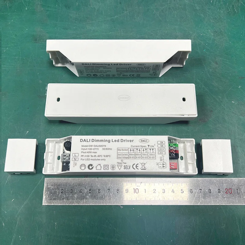 DW-GV2040FK07 الناتج DC30-42V 0-10 فولت عكس الضوء أحادية Led سائق التيار الكهربائي مع Dip التبديل ماكس 40 واط LED الطاقة