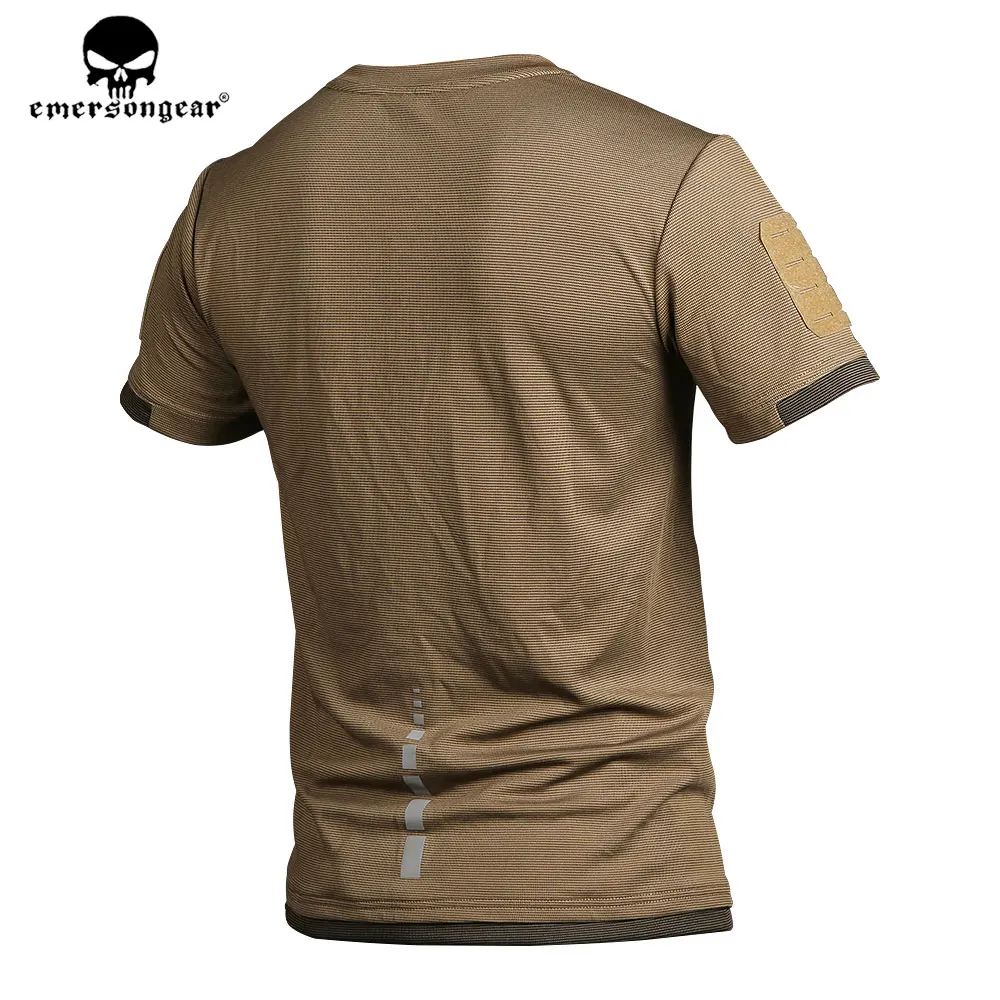 Emersongear Mens Tactical UMP Frogmen T-Shirt Short Sleeve Quick Dry Gym Shirt Hunting Camouflage Camping Hiking Sports Shirts