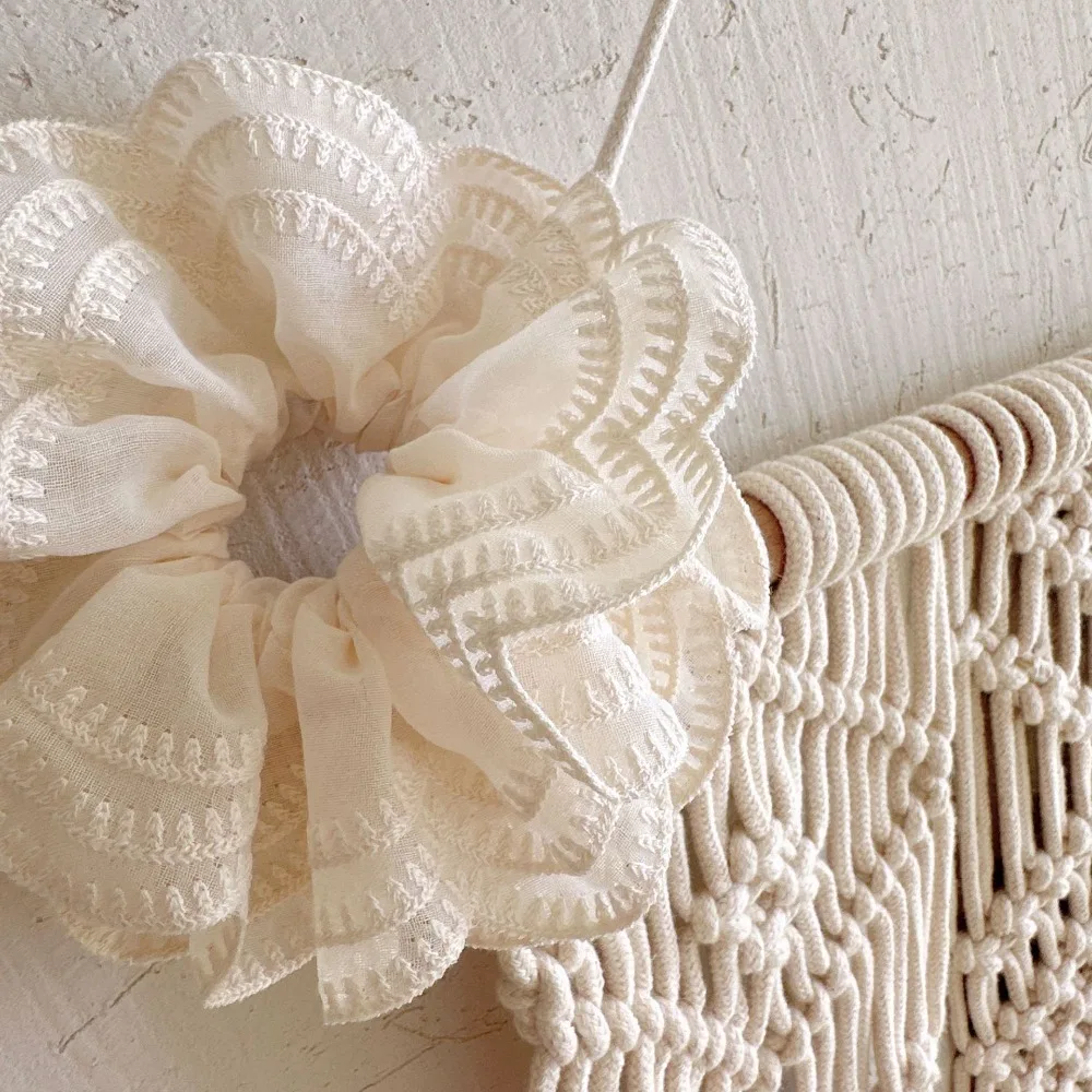 แถบยางรัดผมแบบยืดได้สำหรับผู้หญิงแถบยางรัดผมลูกไม้เครื่องประดับผมสีพื้นสำหรับเป็นของขวัญ