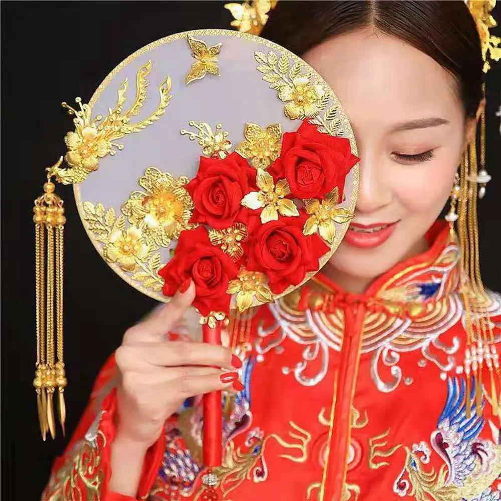 Handmade For Bride Gold Red Bridesmaid Chinese Wedding Vintage Decoration Prop Bouquet Photography Ornaments Decor Craft Fan