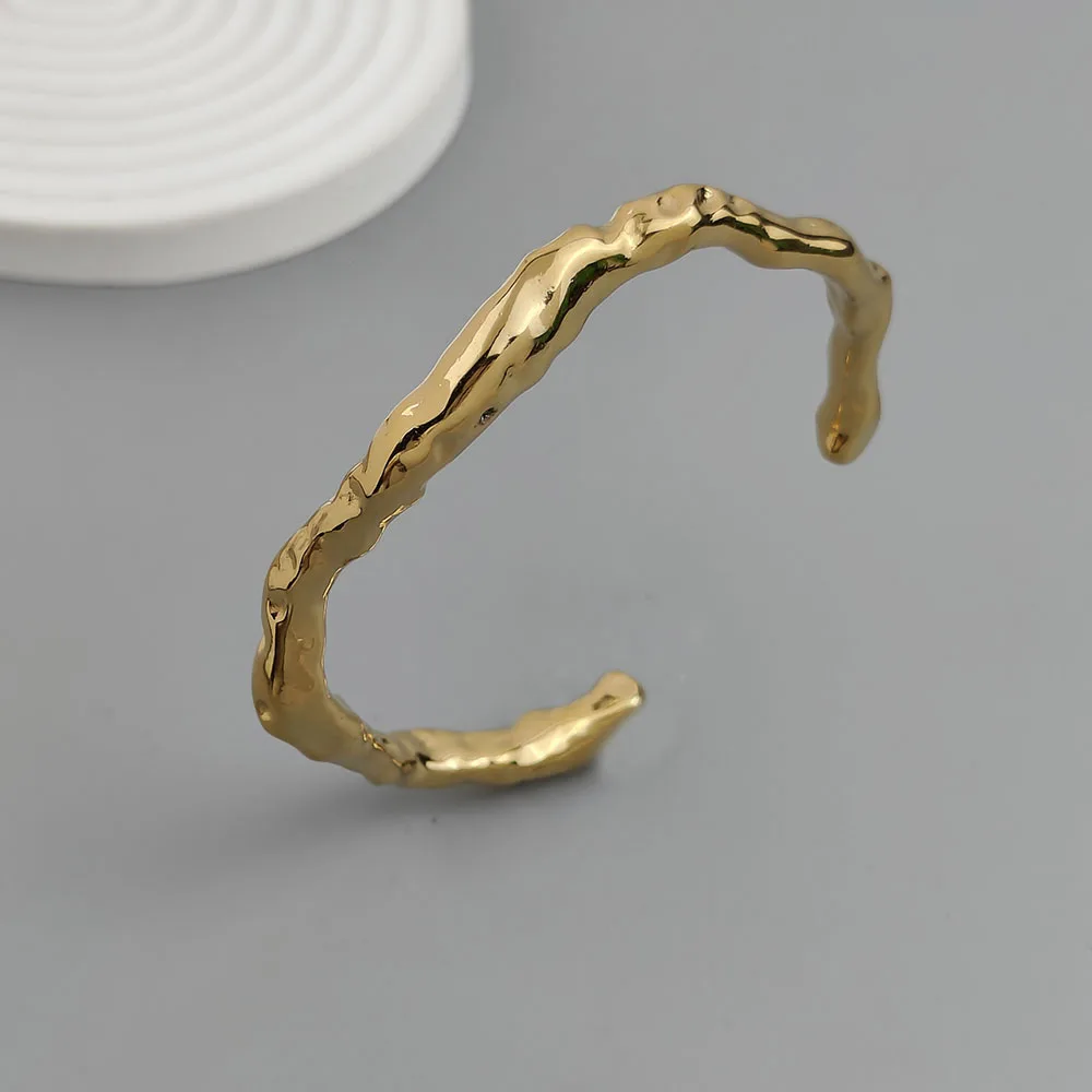 

Original integrated molding of incomplete beauty stainless steel women's bracelet, waterproof and rust-free, couple bracelet