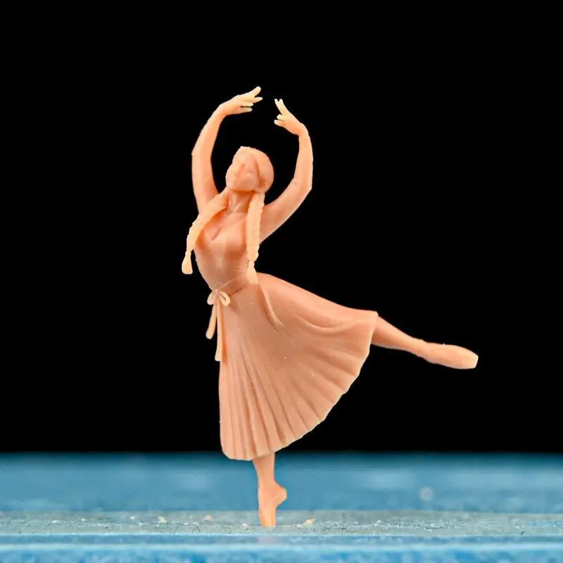 1/64 Miniature White Ballet Dancer Figure Urban Character Sexy Girl Dancing Studio Model