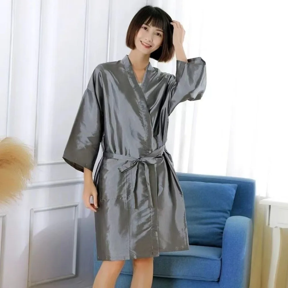 

Professional Hair Salon Smock Hair Cutting Hairdressing Salon Client Gown Robes Cape Non-stick Hair Waterproof Woman Bathrobes