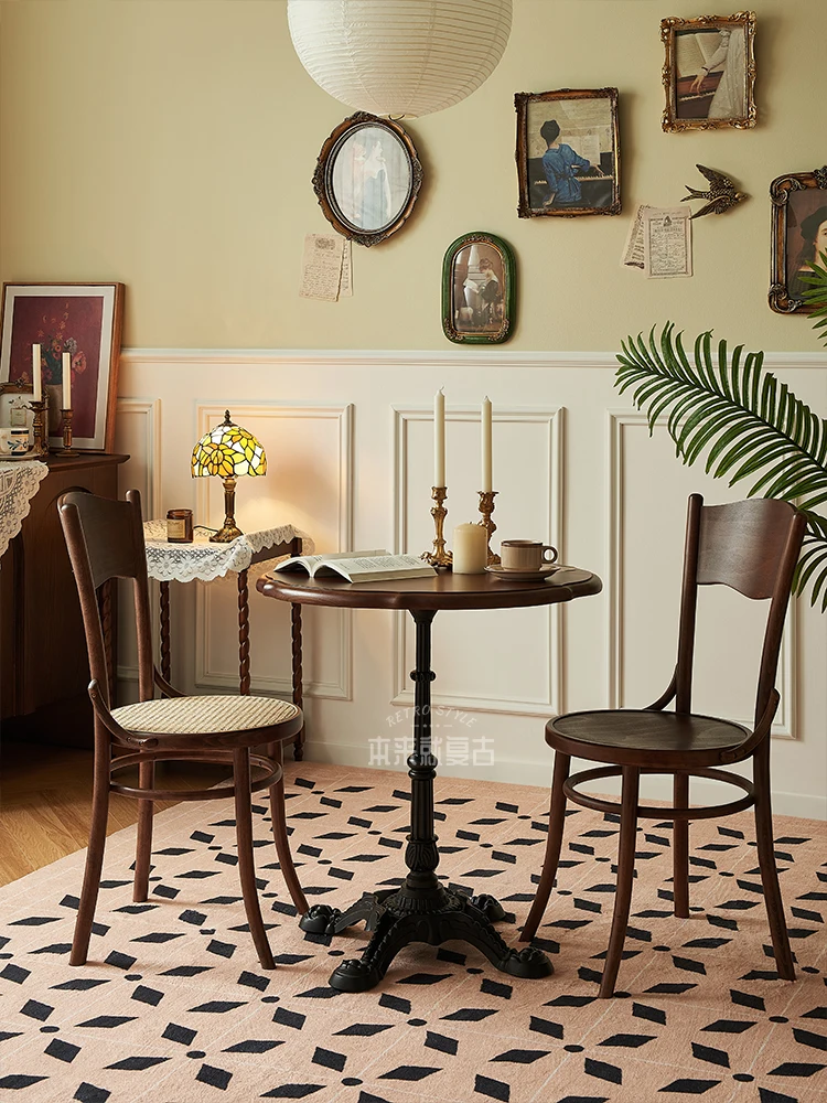 Retro solid wood dining chair simple French restaurant dining table and chair antique rattan chair