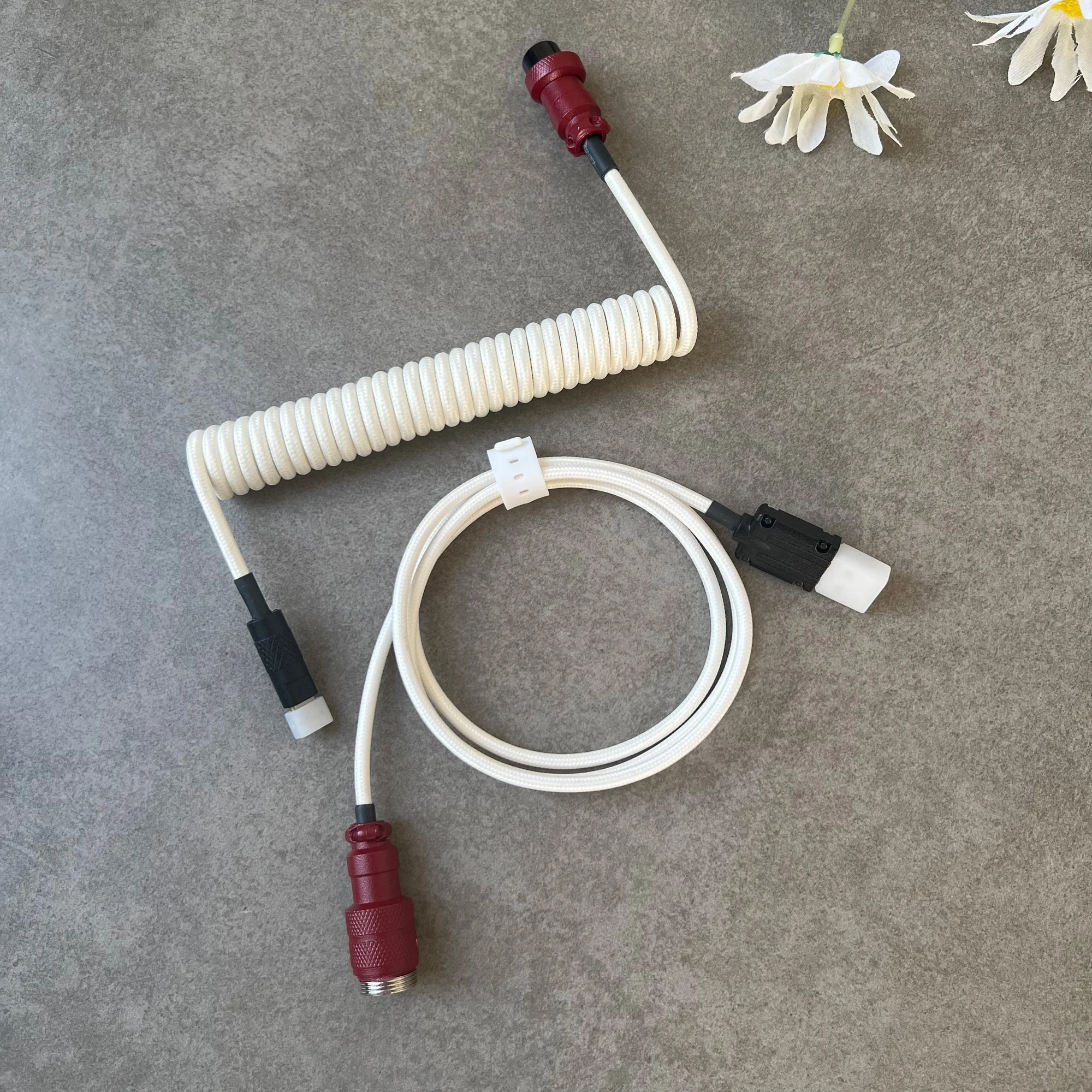 מחשב המשפחה נושא לוח מקשים מכני נתונים gx16 כבל התאמה אישית באביב כבל USB טעינה סוג כבל USB