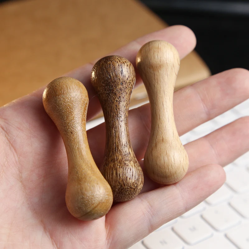 Walnut Wood Knucklebone Decompression Toys Hand Spinner Anxiety Stress Rotate Finger Fingertip Spinner Fidget Toys Adults Gifts