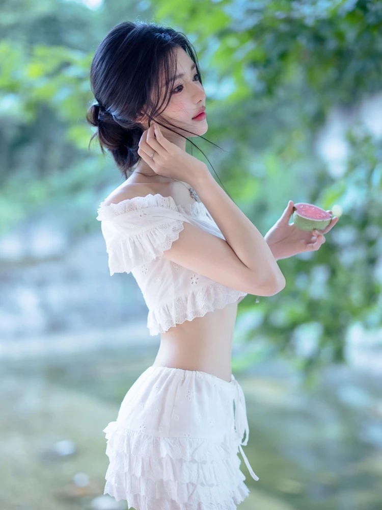 

Artistic Photography Clothes Pure Desire Style Private Studio Air Feelings Girl Outdoors Light And Natural Art Photogra...