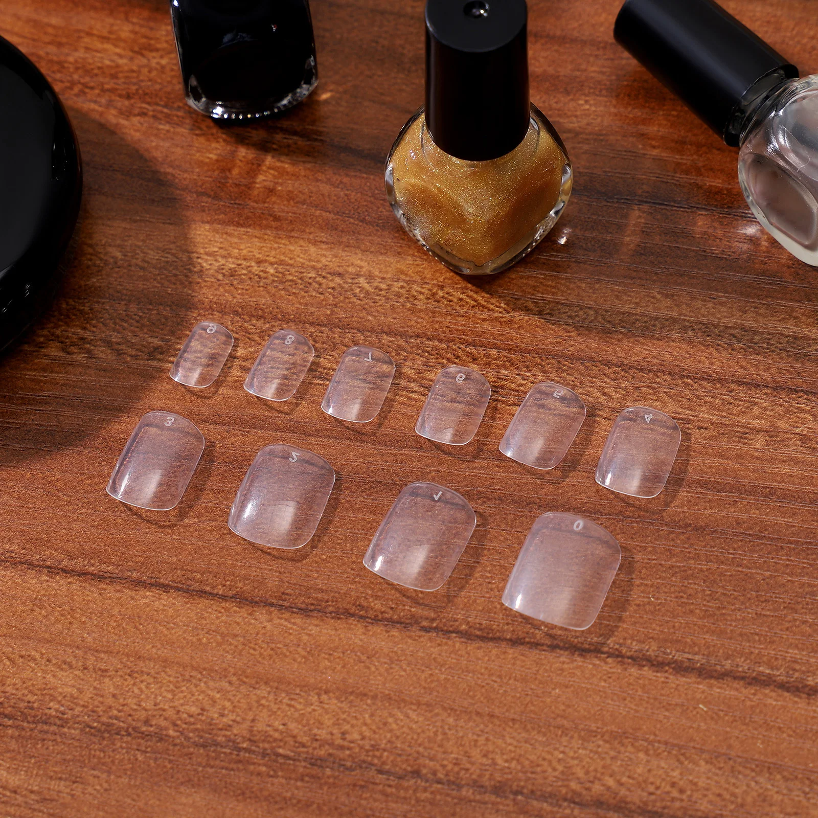 สติ๊กเกอร์ติดเล็บปลอม 600 ชิ้น ลายสี่เหลี่ยม สำหรับตกแต่งเล็บผู้หญิง แบบใส ของขวัญสุดเพอร์เฟค