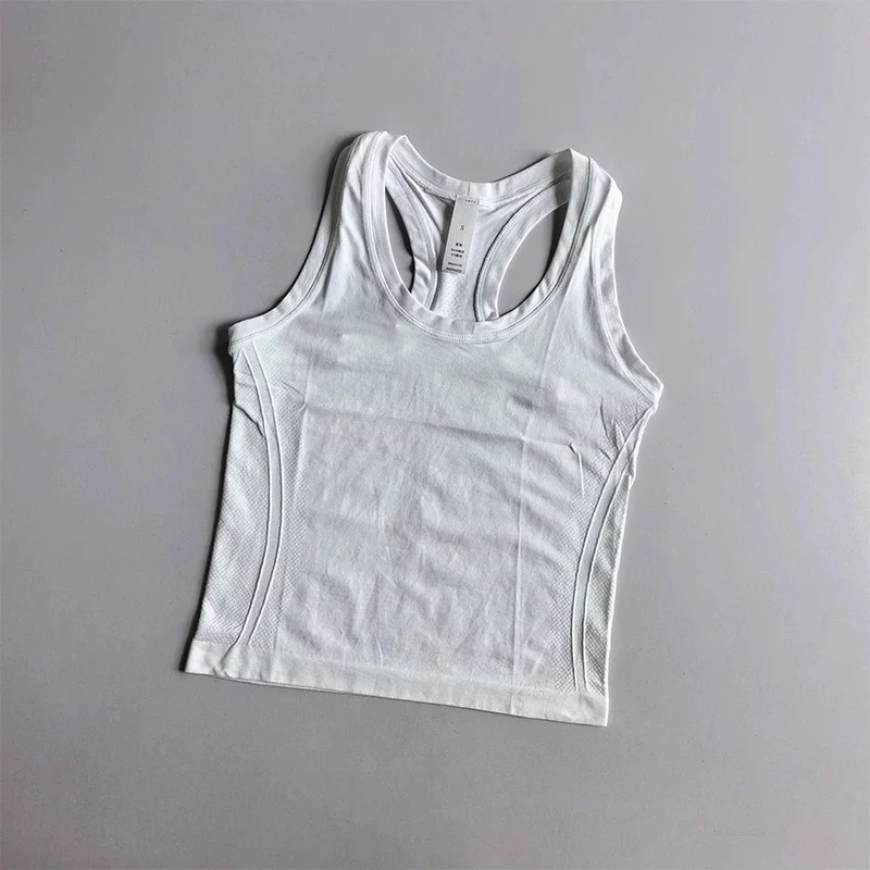 Sportliche Damen-Yoga-Top mit Racerback, schnelltrocknend, einlagig, schmal geschnitten, elastisch, Fitness-Oberteil, ohne integrierten BH, ideal für Pilates-Training. – Detail 7