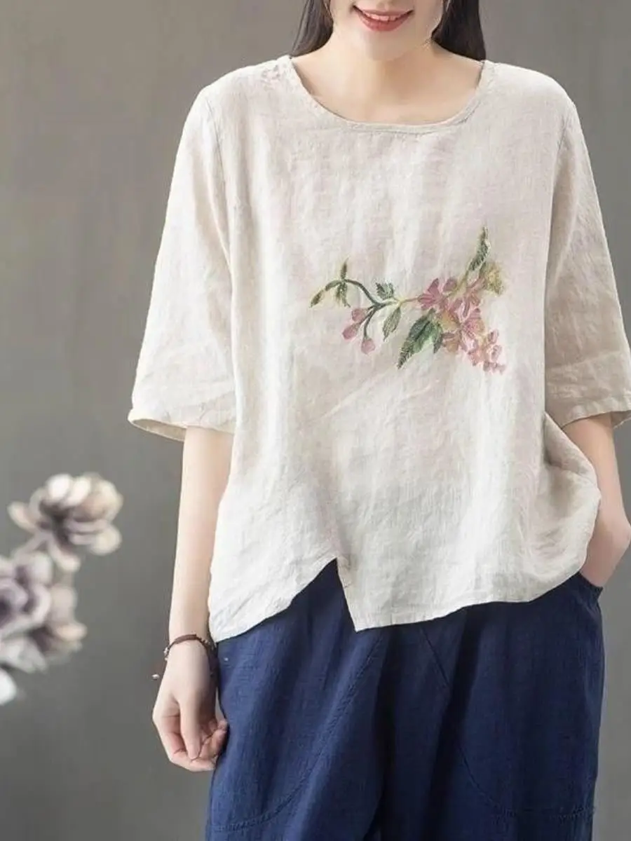 New Chinese Style Loose Cotton Linen Women's T-Shirt Summer New Embroidery Large Size Artistic Retro Ethnic Trend Top