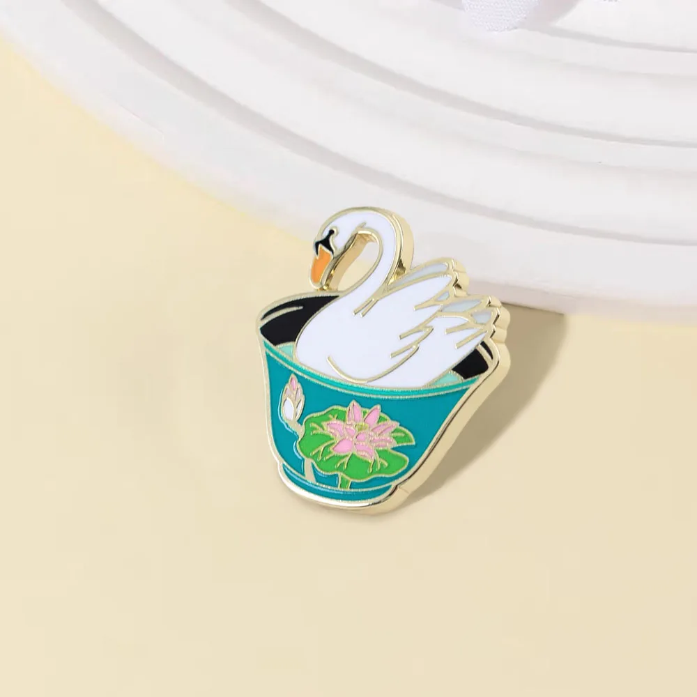 Niedliche weiße Schwan-Emaille-Brosche in Lotus-Schale, Cartoon-Tier-Anstecknadel, Abzeichen für Rucksack, Hut, modisches Schmuckzubehör, niedliches Geschenk – Detail 12