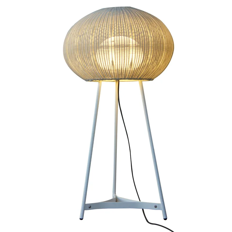 Villa courtyard floor lamp, hotel restaurant poolside outdoor waterproof lamp, garden lawn modern simple landscape lamp