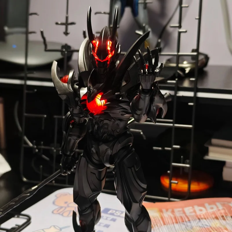 

New Genuine Toptoy Mysterious Dark Lugiel Monster Action Figure Collection Decoration Ornament Model Toy Gift