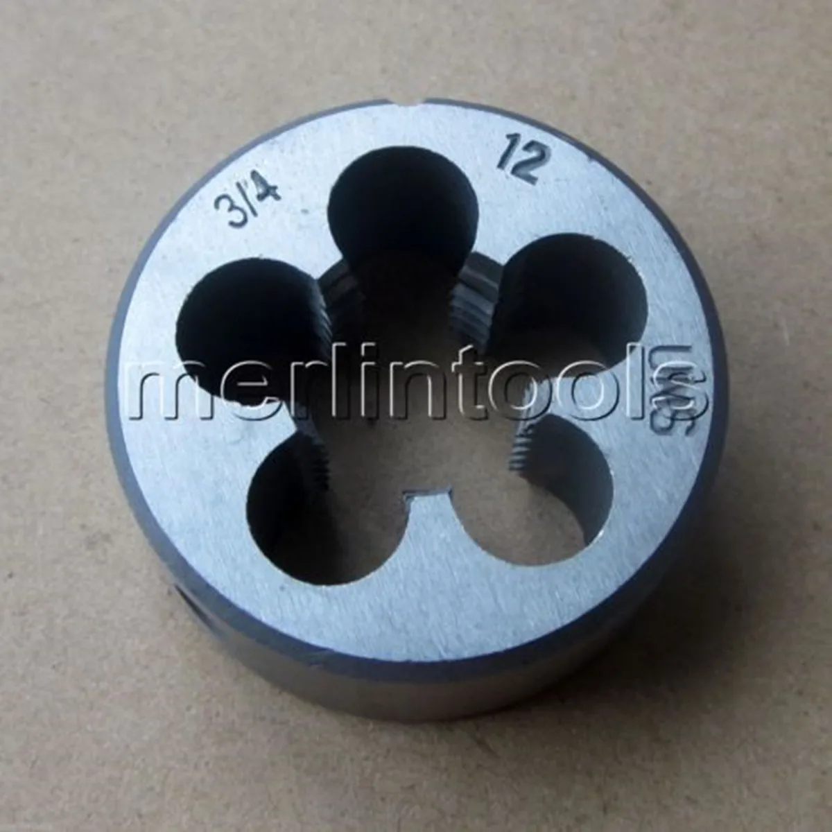 

3/4" - 10 12 14 16 18 20 24 27 28 32 36 Right hand Thread Die