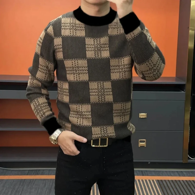 Jesienno-zimowy nowy męski stylowy sweter Męski wyszczuplający sweter z dzianiny z długim rękawem i okrągłym dekoltem, koszula podstawowa w średnim wieku