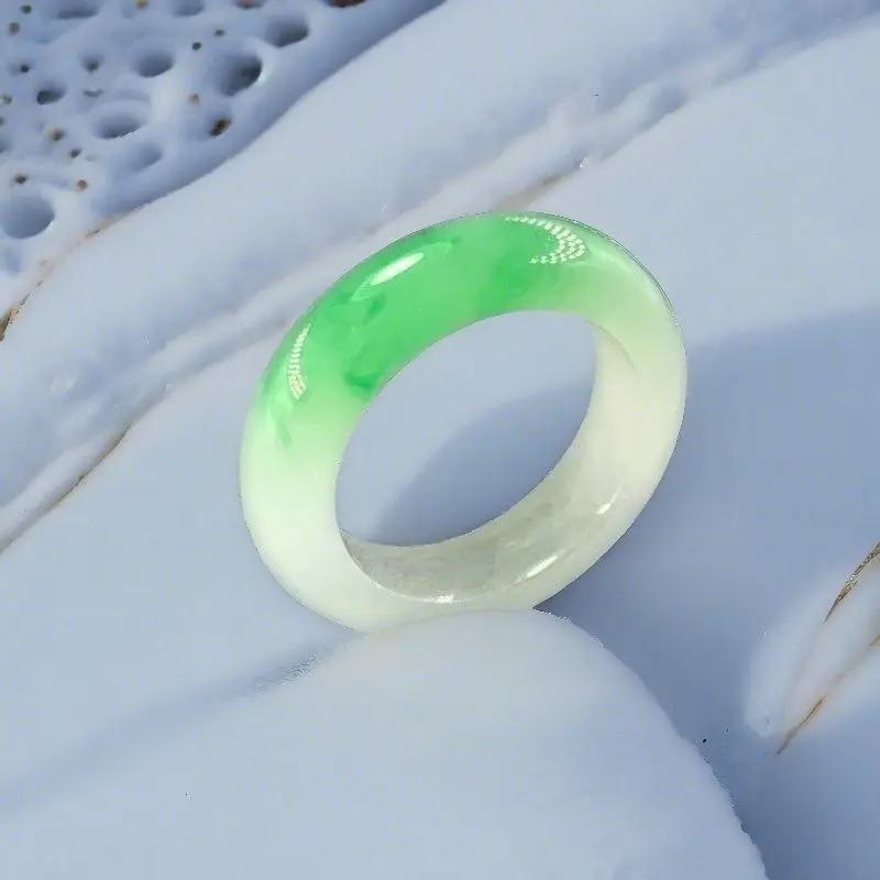 

Jade Yang Green Myanmar Old Pit White Background Green Jade Ring Floating Green Flower Men's and Women's Ring Jade Ring