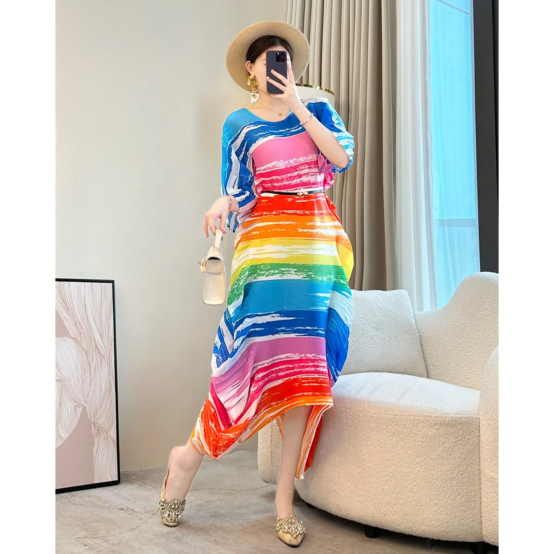 

Miyake Style Pleated Dress for Women 2025 New Design Style Printed Round Neck Three-quarter Sleeve Loose Irregular Pleated Skirt