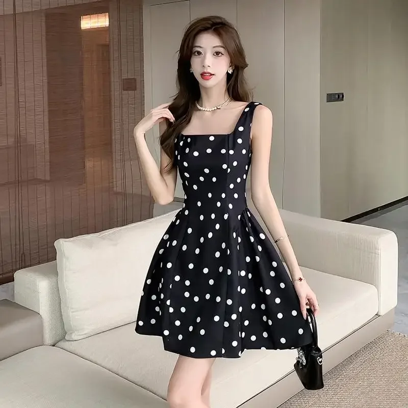 Brunette in Sundress: The Perfect Y2K Mini Dress for Summer Vibes and Curvy  Silhouettes